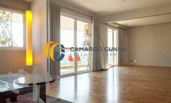 Imagem 5: Apartamento com 225 metros, possui 3 suítes e quatro vagas - Moema/SP