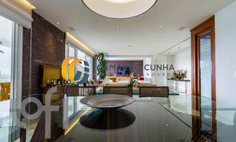 Imagem 3: Apartamento com 261 metros, possui 4 suítes e quatro vagas. R$ 2.500.000,00 ?Panamby/SP