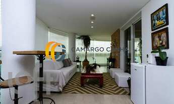 Imagem 7: Apartamento com 261 metros, possui 4 suítes e quatro vagas. R$ 2.500.000,00 ?Panamby/SP