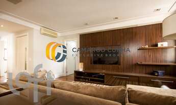 Imagem 3: Apartamento com 250 metros, possui 3 suítes e quatro vagas - Moema/SP