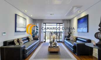 Imagem 3: Apartamento com 240 metros, possui 5 dormitórios sendo três suítes e quatro vagas - Moema