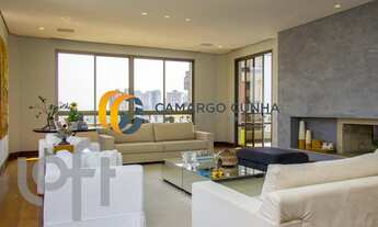 Imagem: Apartamento com 450 m², possui 4 suítes