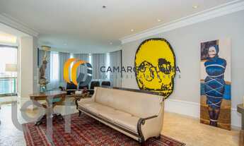 Imagem 6: Cobertura com 484 m², possui 4 dormitórios sendo três suítes e cinco vagas - Morumbi/SP