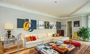 Imagem 3: Cobertura com 484 m², possui 4 dormitórios sendo três suítes e cinco vagas - Morumbi/SP