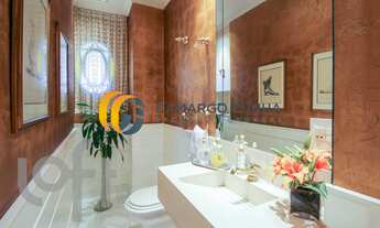 Imagem 7: Apartamento com 275 m², possui 3 suítes e três vagas - Bela Vista/SP