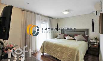 Imagem 6: Apartamento com 216 m², possui 3 suítes e quatro vagas - Chacara Klabin/SP