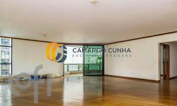 Imagem 2: Apartamento com 270 m², possui 4 dormitórios sendo duas suítes e seis vagas - Itaim Bibi/S