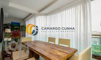 Imagem 7: Cobertura com 484 m², possui 4 dormitórios sendo três suítes e cinco vagas - Morumbi/SP