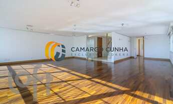 Imagem 2: Cobertura duplex com 351 m², possui 4 dormitórios sendo três suítes e duas vagas - Santa C