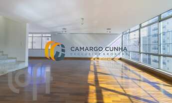 Imagem 3: Cobertura duplex com 351 m², possui 4 dormitórios sendo três suítes e duas vagas - Santa C