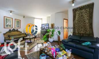 Imagem 4: Cobertura duplex com 380 m², possui 4 dormitórios sendo três suítes e quatro vagas - Real