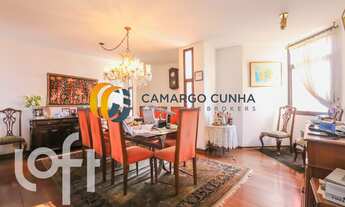 Imagem 5: Cobertura duplex com 380 m², possui 4 dormitórios sendo três suítes e quatro vagas - Real