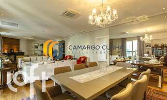 Imagem 7: Apartamento com 313 m², possui 3 suítes e seis vagas - Campo Belo/SP