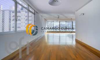 Imagem 4: Cobertura duplex com 351 m², possui 4 dormitórios sendo três suítes e duas vagas - Santa C