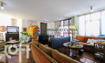 Imagem 2: Cobertura duplex com 380 m², possui 4 dormitórios sendo três suítes e quatro vagas - Real