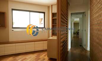 Imagem 7: Apartamento com 276 m², possui 2 suítes e três vagas - Campo Belo/SP