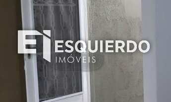 Imagem 5: Casa dois dormitórios sendo uma suíte, 2 vagas de garagem cobertas