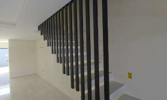 Imagem 1: SOBRADO GEMINADO PRONTO NOVO 2 SUITES LAVABO TERRENO FUNDOS 2 VAGAS GARAGEM