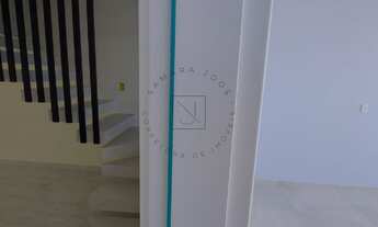 Imagem 2: SOBRADO GEMINADO PRONTO NOVO 2 SUITES LAVABO TERRENO FUNDOS 2 VAGAS GARAGEM