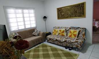 Imagem 6: Bela casa de alvenaria no centro de Penha!