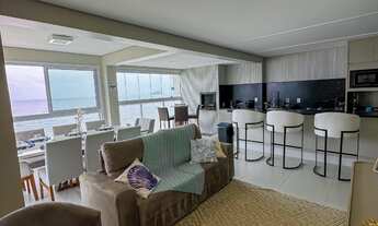 Imagem 4: Seu Paraíso à Beira-Mar Espera por Você!