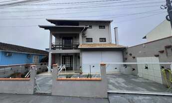 Imagem: Venha se encantar com este belo sobrado