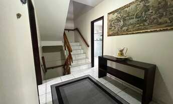 Imagem 7: Venha se encantar com este belo sobrado no coração de Penha/SC!!