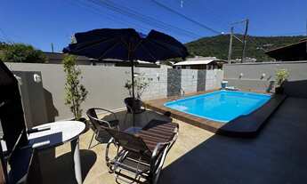 Imagem 4: Encante-se com esta maravilhosa casa mobiliada na Armação em Penha/SC!