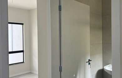 Imagem 6: Belíssima Casa no Centro de Penha/SC!!