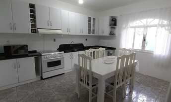 Imagem 4: Sobrado na Armação em Penha-SC