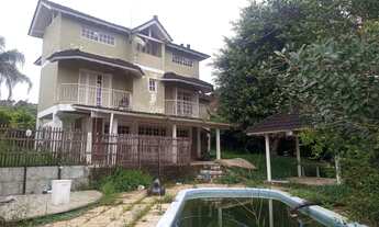 Imagem: 1 dormitório, 1 banheiros, 1 vaga na garagem