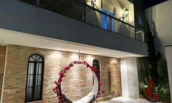 Imagem 4: Mansão de alto padrão para locação com 4 suítes e piscina na Vila Bertioga!