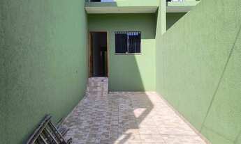 Imagem: Casa a venda com 2 quartos sendo 2 suites