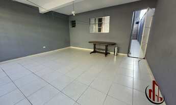 Imagem 2: Casa com 4 dormitórios para venda no Jardim Lageado!