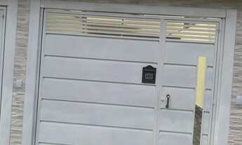 Imagem: Casa para venda com três dormitórios sendo