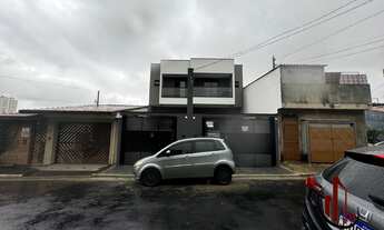 Imagem: Sobrado com três suítes para venda na