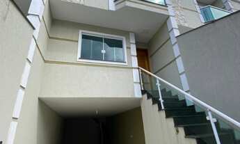 Imagem: Sobrado para venda com 3 quartos sendo uma