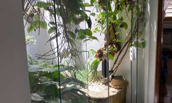 Imagem 6: Lindo Sobrado Frontal com 03 dormitórios, 03 vagas e Churrasqueira no Jardim Brasília!!!