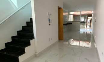 Imagem 2: Sobrado Frontal 03 quartos sendo uma suite na Vila Nhocune!