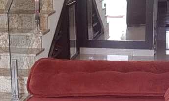 Imagem 3: Sobrado para venda com três dormitórios sendo uma suíte no Jardim Brasília!