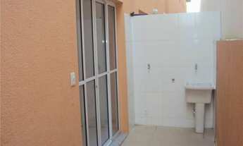 Imagem 2: Sobrado em condomínio fechado com três dormitórios sendo uma suíte na Vila Ré!