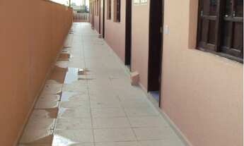 Imagem: Sobrado em condomínio fechado com três