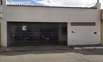 Imagem 2: Casa terrea com 4 quartos na Vila Califórnia!