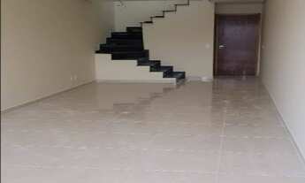 Imagem: Casa para venda com três quartos na Vila