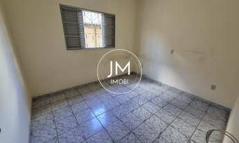 Imagem 7: Casa a venda em Hortolândia no Jardim Santo André, meio lote com 2 quartos e 1 vaga