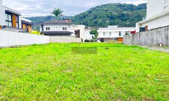 Imagem: Terreno à venda em condomínio fechado