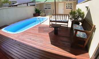 Imagem: Sobrado geminado à venda no bairro Glória