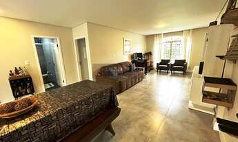 Imagem 2: Casa plana averbada no bairro Glória, Joinville/SC, no valor de R$699.000,00 Excelente