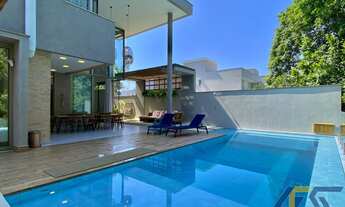 Imagem 4: Casa lindamente decorada, à venda na Riviera de São Lourenço