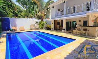 Imagem: Belíssima casa, à venda em Riviera de